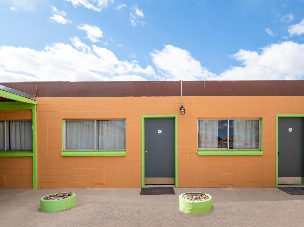 Oyo Hotel Hanksville, Ut Zewnętrze zdjęcie